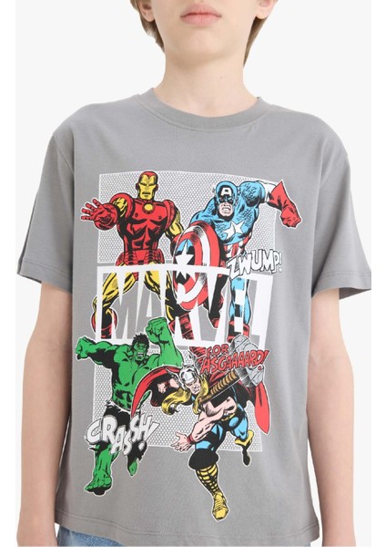 Erkek Çocuk Marvel Comics Bisiklet Yaka Kısa Kollu Tişört E3090A825SM indirimleri