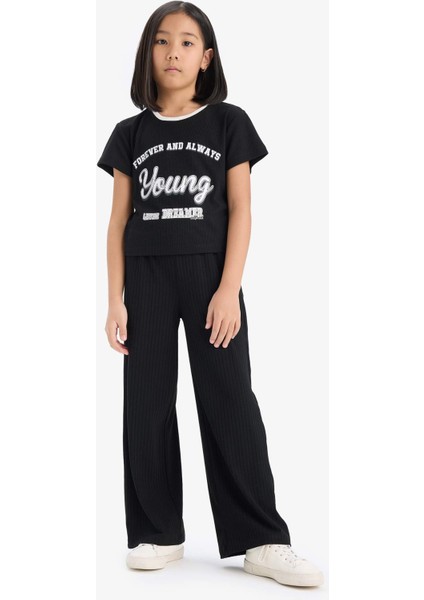 Kız Çocuk 2'li Takım Fitilli Kaşkorse Baskılı Kısa kollu Tişört Wide Leg Geniş Bol Paça Pantolon E0415A825SM
