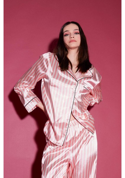 Pijama Takımı Uzun Kollu Çizgili Saten Üst Esnek Belli Uzun Alt-Fall in Love C9445AX25SP