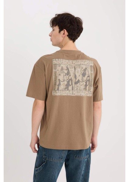 %100 Pamuk Oversize Geniş Kalıp Bisiklet Yaka Sırt Baskılı Kısa Kollu Tişört D9347AX25SP fırsatları