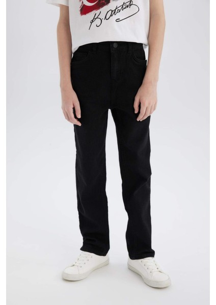 Erkek Çocuk Straight Fit Standart Paça Basic Düz Jean Pantolon B5445A825SM