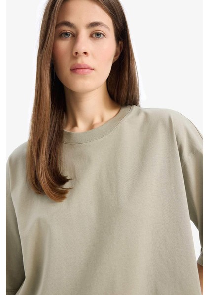 Oversize Geniş Kalıp Bisiklet Yaka Basic Düz Penye Kısa Kollu Tişört C0099AX25SP