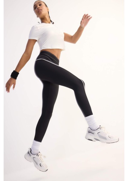 DeFactoFit Beli Saran Sporcu Tayt D7831AX25SP modelleri