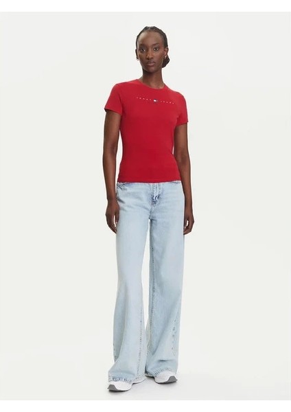 Tjw Slım Tj Us Lınear Ss Tee Kadın Kırmızı T-Shirt DW0DW21422XLE modelleri