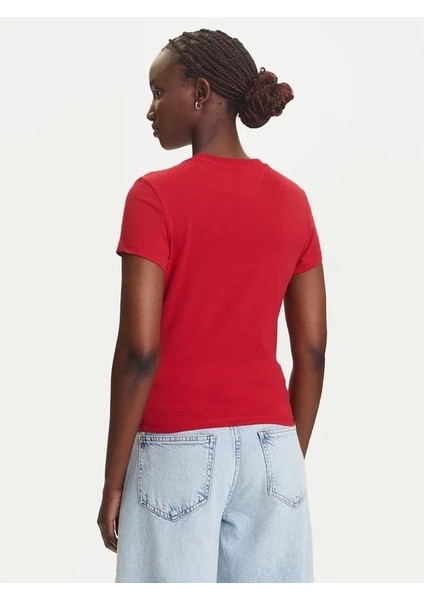 Tjw Slım Tj Us Lınear Ss Tee Kadın Kırmızı T-Shirt DW0DW21422XLE fiyatları