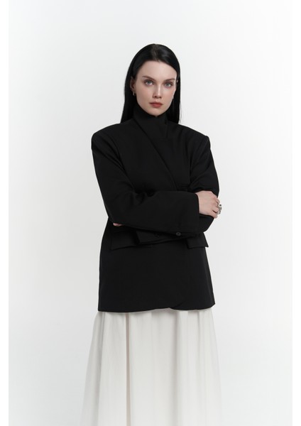 Volda Yaka Detay Siyah Blazer