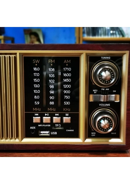 Midi Boy Retro Tasarımlı Bluetooth Radyo – Am/fm/sw, Usb/tf Kart Girişi, Aux, Ac Güç, Şarjlı Pil Desteği, Taşınabilir Çok Fonksiyonlu Hoparlör J13BT (J13BT - Bordo)
