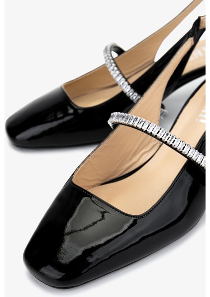 Kadın Hakiki Deri Siyah Rugan Topuklu Ayakkabı 1027 254 Bn Ayk Y25 Sıyah Rgn modelleri