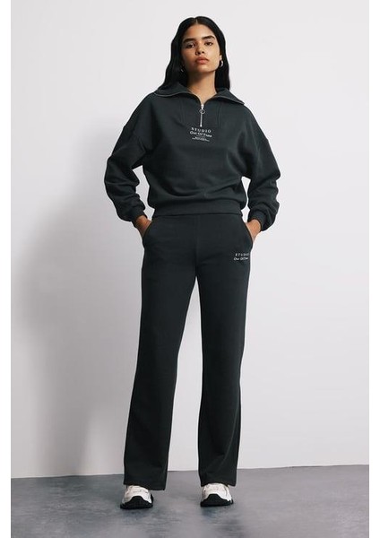 Geniş Paça Koyu Gri Jogger