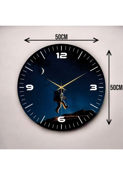 Renkli Baskı Astronot Desenli Sayılı Hediyelik Ahşap Sessiz Duvar Saati 45CM modelleri