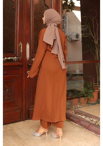 Yaka Detaylı Uzun Takım Kahverengi indirimleri