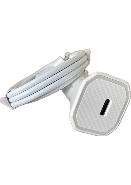 Iphone Uyumlu 20W Araç Çakmaklık Şarj Aleti 11-12-13-14 Ligtning Tüm Telefonlara Uyumlu Type-C Çıkış modelleri