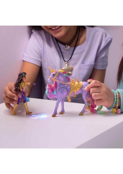 Unicorn Akademisi Sophia Figür ve Işıklı Wildstar Tek Boynuzlu At fiyatları