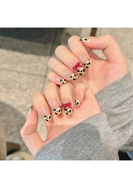 Tekrar Kullanılabilir El Yapımı Protez Takma Tırnak TT1130 - Leopard Fashion - 10'lu