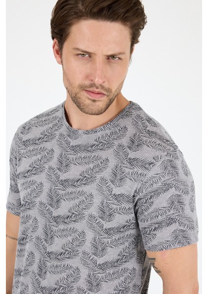 Erkek Bisiklet Yaka Desenli T-Shirt – %100 Pamuk – Rahat ve Şık Günlük Kısa Kollu Tişört 0115 fırsatları