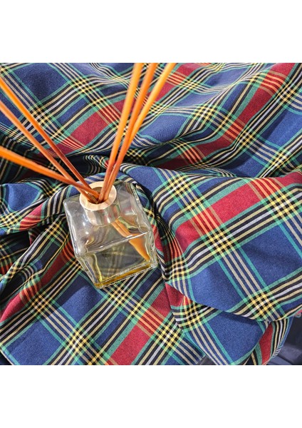 Byggdesign By Gg Design Yer Masa,piknik,mutfak Masa Zefir (Dertsiz Kumaş )Orta Boy Pötikare Örtü fiyatları