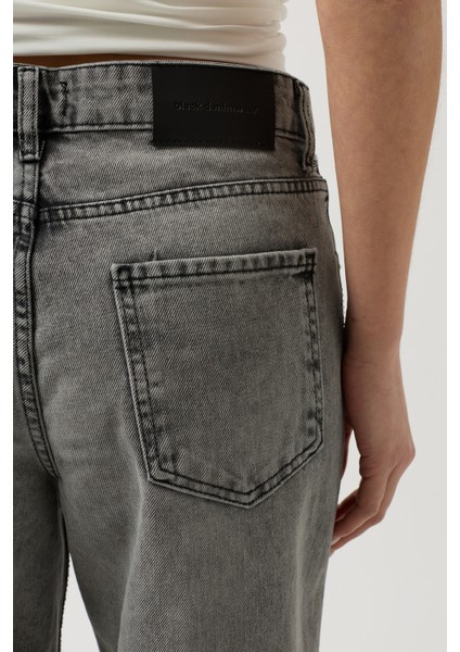 Taş Şerit Detaylı Siyah Jean indirimleri