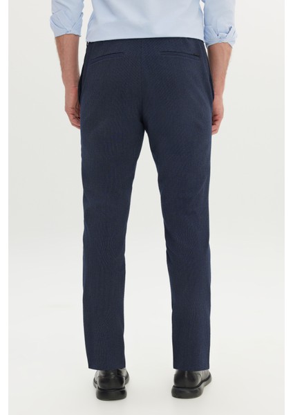 Slim Fit Dar Kesim Gofre Desenli Esnek Beli Bağlamalı Pantolon indirimleri