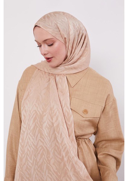 K.vizon Soyut Yaprak Desen Jakar Capri Şal modelleri