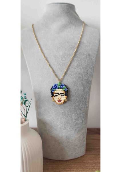 Miyuki Frida Kolye