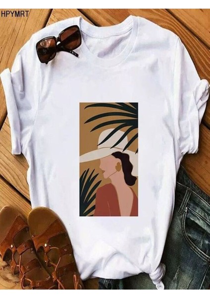 Beyaz Oversıze Kadın Tasarım Baskılı Bol Kesım Tshirt