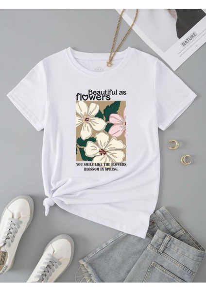 Beyaz Oversıze Tasarım Flowers Baskılı Bol Kesım Tshirt