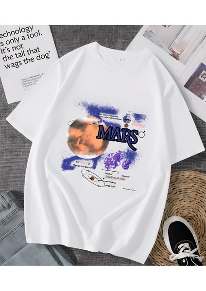 Beyaz Oversıze Mars Baskılı Tasarım Bol Kesım Tshirt