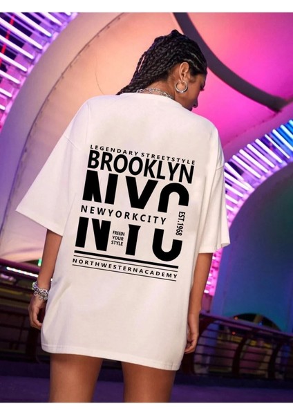 Unisex Brooklyn Rahat Kesim Oversize T-Shirt