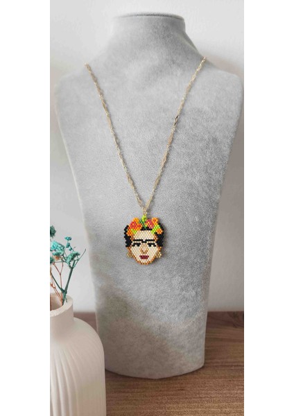 Miyuki Frida Kolye