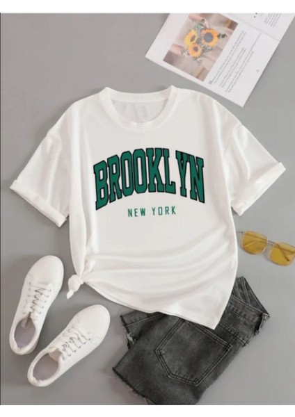 Yeşil Yazı Baskılı New York Brooklyn Beyaz Oversıze Unısex Tshirt