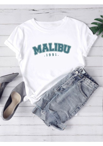 Beyaz Oversıze Tasarım MALIBU-1991- Baskılı Bol Kesım Tshirt