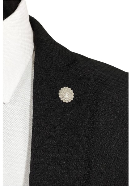 Figürlü Gümüş Gri Renginde Metal Ceket Yaka Iğnesi fiyatları