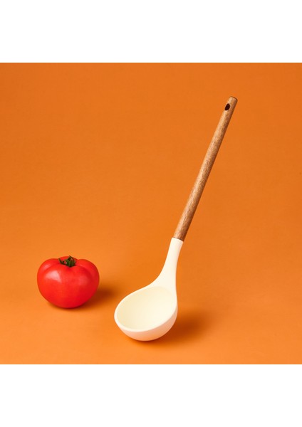 Ahşap Saplı Silikon Kepçe - Krem / Kahverengi fiyatları