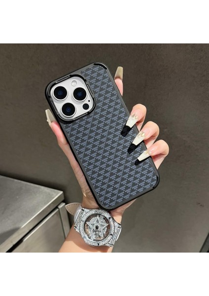 iPhone 16 Kılıf A024 Manyetik Şarj Özellikli Karbon Tasarım Kapak