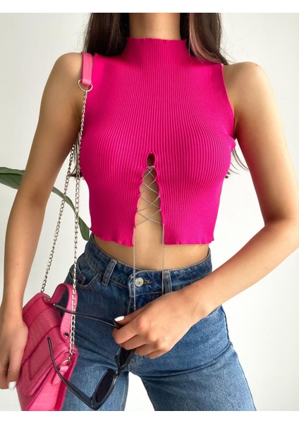 Zincir Detaylı Esnek Kumaş Crop/bluz fırsatları
