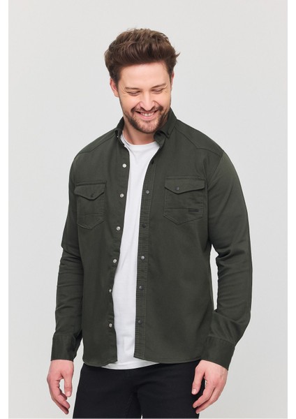 Slim Fit Çift Cepli Çıtçıtlı Dar Kalıp Pamuklu Kot Gömlek