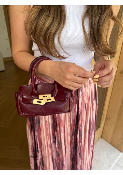 Kelly Kemer Aksesuarlı Mini Çanta Bordo modelleri