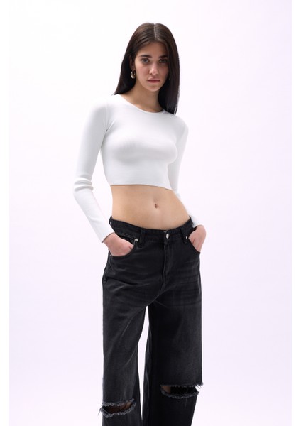Bisiklet Yaka Dokulu Beyaz Crop modelleri