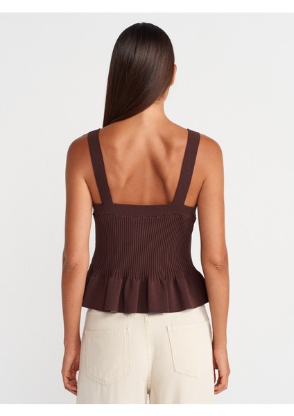 10775 Kare Yaka Askılı Fırfırlı Triko Bluz-Kahve fiyatları