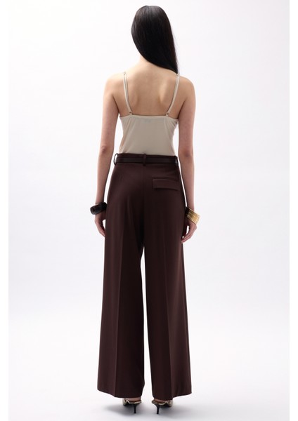 Önü Büzgülü Askılı Bej Bodysuit indirimleri