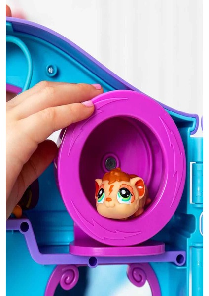 Minişlerin Renkli Dünyası: Littlest Pet Shop Delüks Oyun Seti ile Tanışın! fırsatları