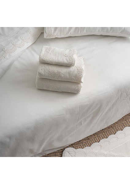 Ramos Nakış Işlemeli Pamuk Saten Çift Kişilik 6 Parça Nevresim Takımı fırsatları