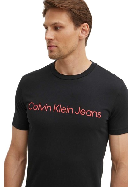 Erkek Kırmızı Logolu T-Shirt J30J322552 modelleri