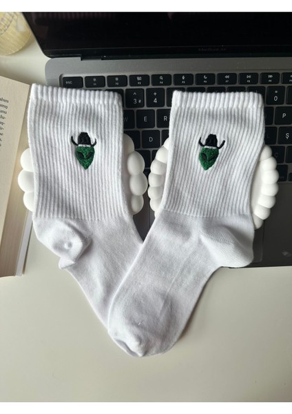 Kovboy Şapkalı Uzaylı Nakışlı Yazlık Kışlık Beyaz Pamuklu Unisex Casual Comfort Soket Çorap indirimleri