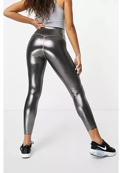 One Icon Clash Shimmer 7/8 Length Mid Rise Tight Kadın Antrenman Taytı Metalik Gri fiyatları