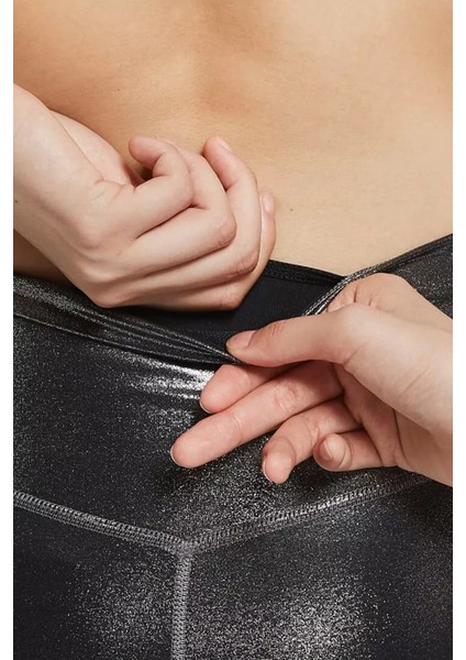 One Icon Clash Shimmer 7/8 Length Mid Rise Tight Kadın Antrenman Taytı Metalik Gri modelleri