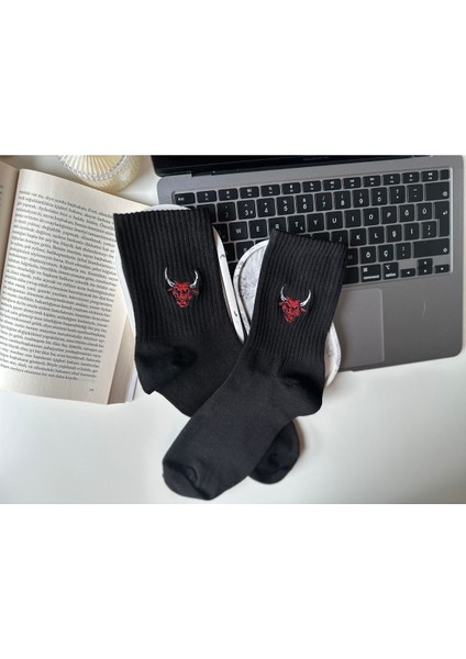 Chicago Boğası Kızgın Boğa Nakışlı Yazlık Kışlık Pamuklu Unisex Casual Soket Çorap