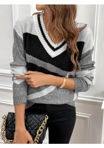 Kadın Uzun Kollu V Yakalı Kısa Triko Elbise fiyatları