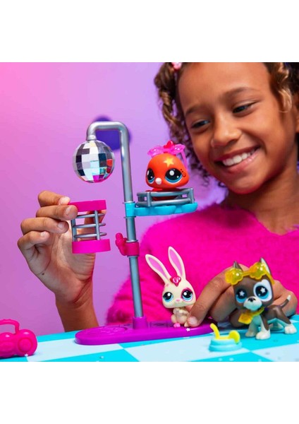Disko Topu Dönüyor: Littlest Pet Shop Minişler Disko Oyun Seti Sahneyi Sallıyor! modelleri