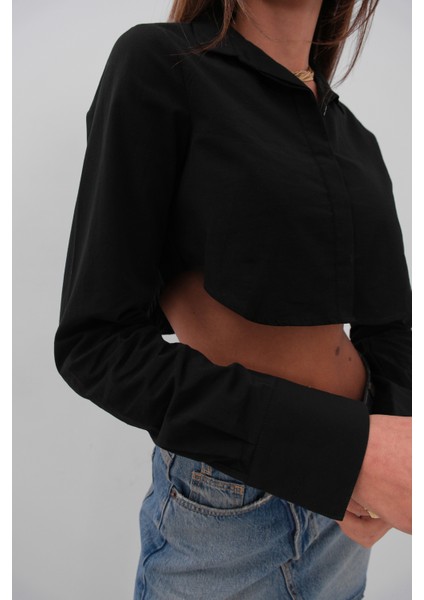 Manşet Detay Crop Siyah Gömlek fırsatları